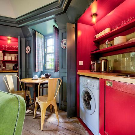 Rock House - Photographer'S Studio - Historic Gem In The Heart Of The City 에든버러 외부 사진