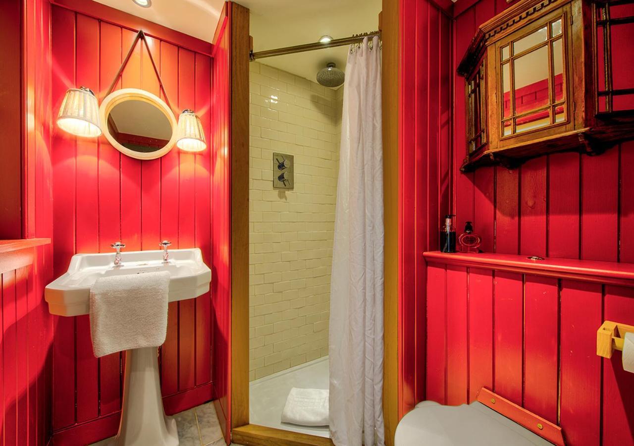 Rock House - Photographer'S Studio - Historic Gem In The Heart Of The City 에든버러 외부 사진